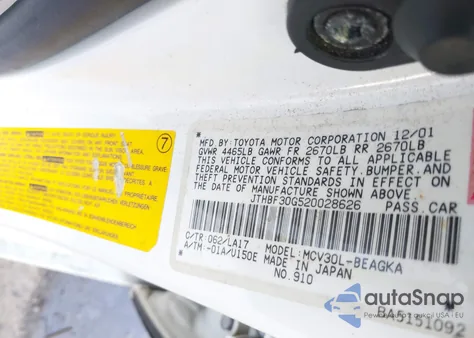 2002 Lexus Es 300 Base (A4) z USA, uszkodzony, nr VIN JTHBF30G520028626